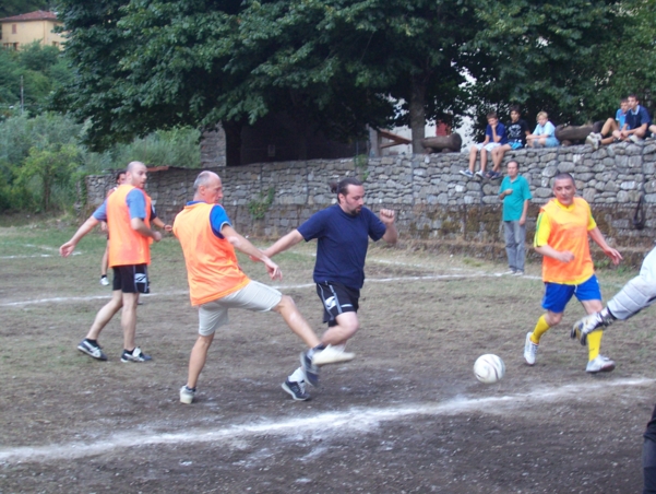  Image name: Calcio44.jpg 
 width: 601 pixel 
 height: 452 pixel 
 Size: 268634 bytes 
 Click to enlarge 